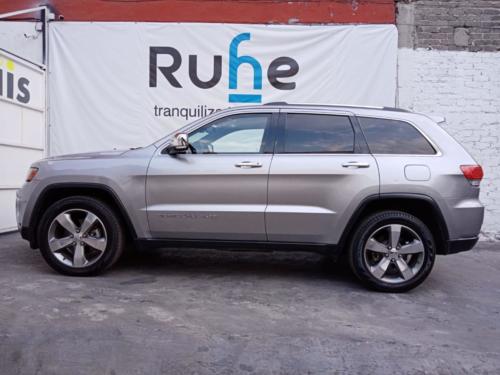 Renta Jeep Cherokee