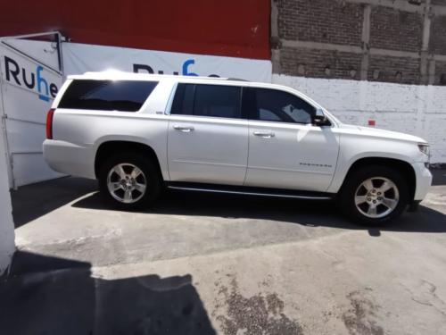 Renta Chevrolet Suburban