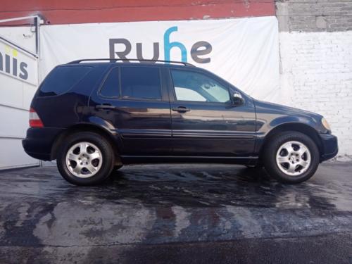 Mercedes Benz ML 500 NIII WBA Modelo 2003 115,900 kms. $130,000.00