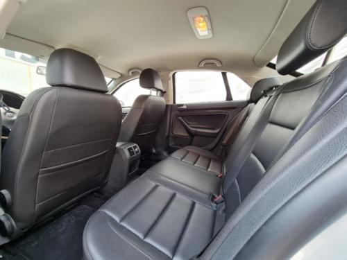 Volkswagen Bora NIII WBA Modelo 2010 156,060 kms. $250,000.00