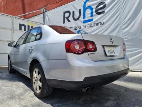 Volkswagen Bora NIII WBA Modelo 2010 156,060 kms. $250,000.00