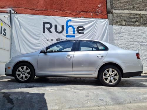 Volkswagen Bora NIII WBA Modelo 2010 156,060 kms. $250,000.00