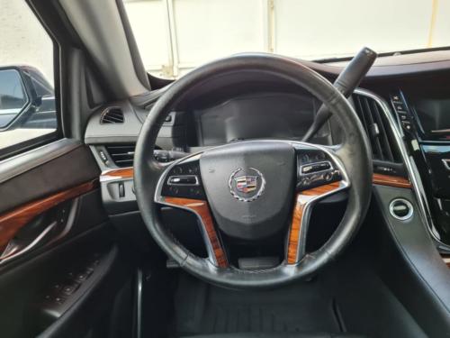 Cadillac Escalade NIII+ Blindajes Alemanes 69,014 kms. $850,000.00