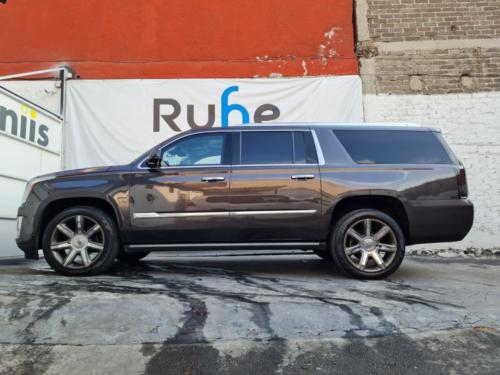 Cadillac Escalade NIII+ Blindajes Alemanes 69,014 kms. $850,000.00