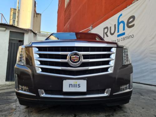 Cadillac Escalade NIII+ Blindajes Alemanes 69,014 kms. $850,000.00