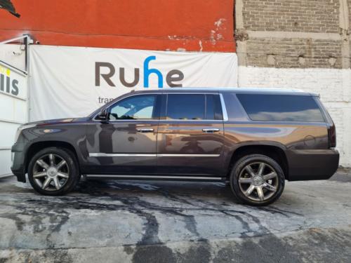 Cadillac Escalade NIII+ Blindajes Alemanes 69,014 kms. $850,000.00