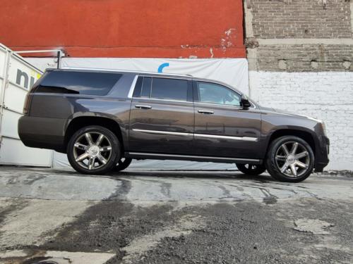 Cadillac Escalade NIII+ Blindajes Alemanes 69,014 kms. $850,000.00