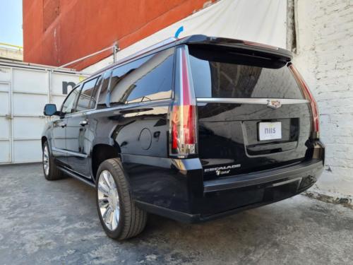 Cadillac Escalade NIII Centur Modelo 2017 50,383 kms. $1,250,000.00