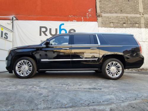 Cadillac Escalade NIII Centur Modelo 2017 50,383 kms. $1,250,000.00