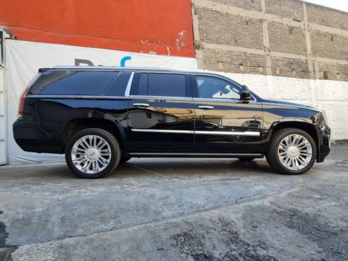 Cadillac Escalade NIII Centur Modelo 2017 50,383 kms. $1,250,000.00