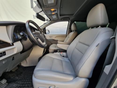 Toyota Sienna NII Parcial Bullet Modelo 2019 37,315 kms. $950,000.00