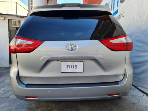 Toyota Sienna NII Parcial Bullet Modelo 2019 37,315 kms. $950,000.00