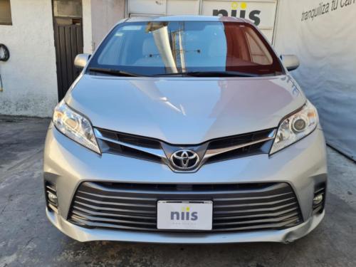 Toyota Sienna NII Parcial Bullet Modelo 2019 37,315 kms. $950,000.00