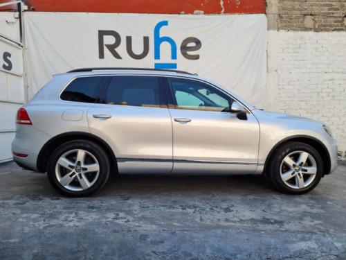 Volkswagen Touareg NV TPS Modelo 2014 98,185 kms. $699,000.00